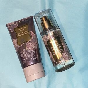 NWT- BATH AND BODYWORKS BUNDLE